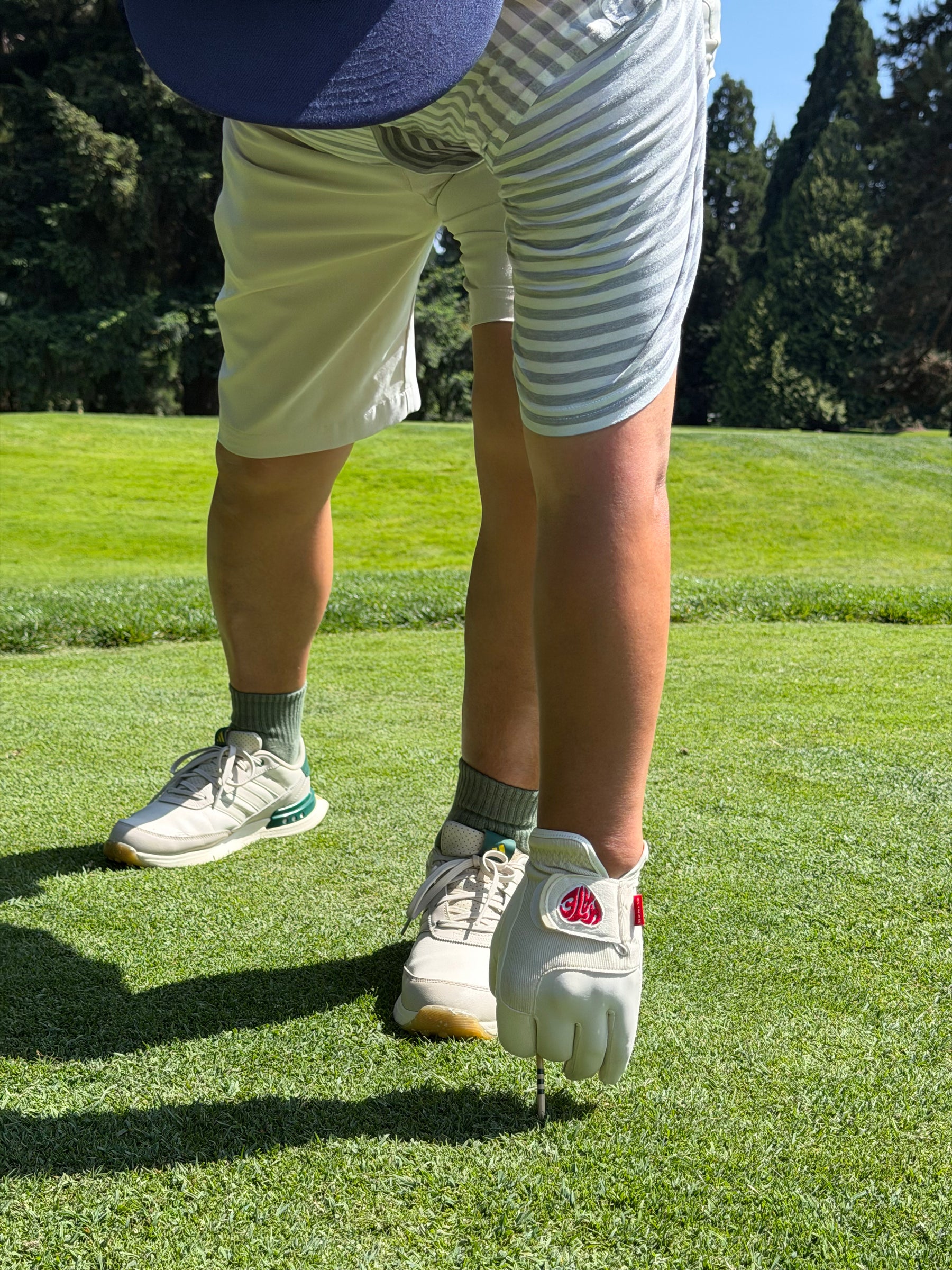 Love & Hate Golf x Clinch Glove
